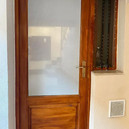 Peaceful Alley דירה